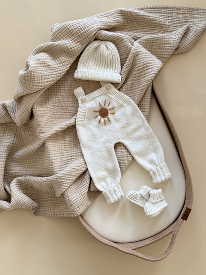 Tuinbroek met borduursel van biologisch katoen