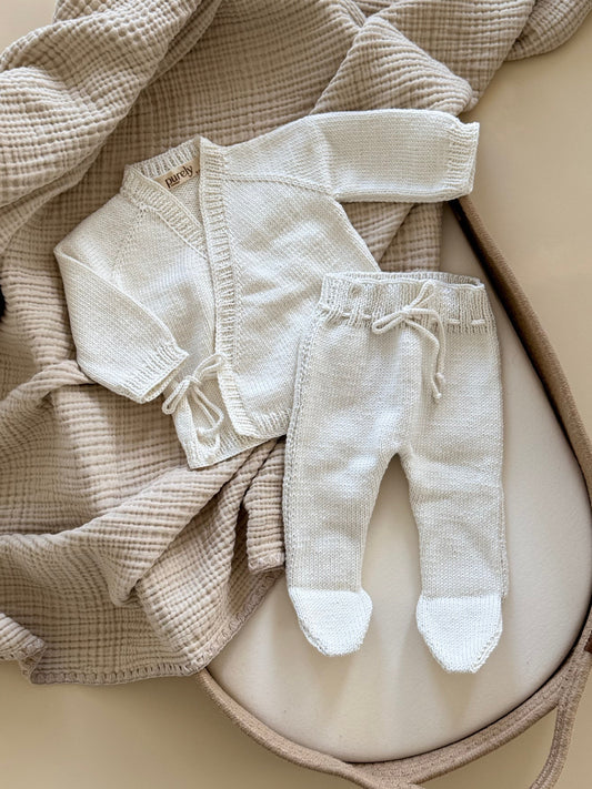 Gebreid newborn setje van biologisch katoen